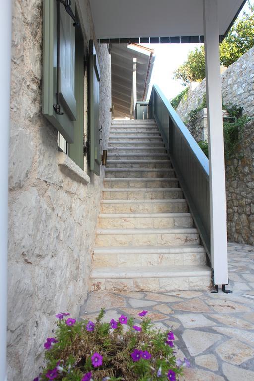 Wild Sea Apartments Áyios Nikítas Exterior foto